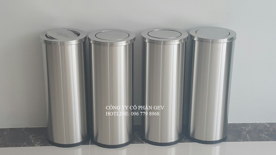 thung-rac-inox-nap-lat-35-o